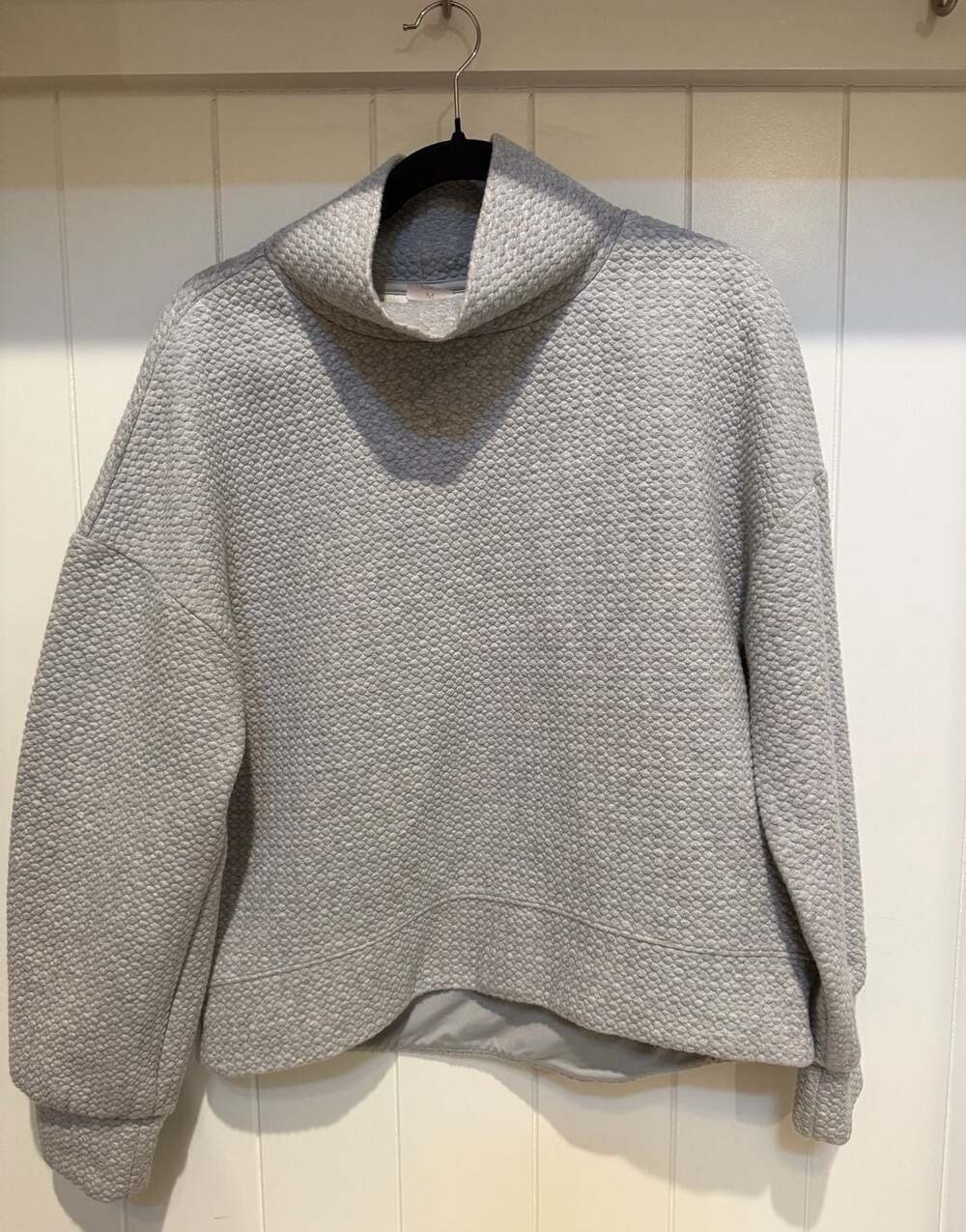 Calia by Carrie Underwood Women's Gray Quilted Mock Neck Pullover Size M